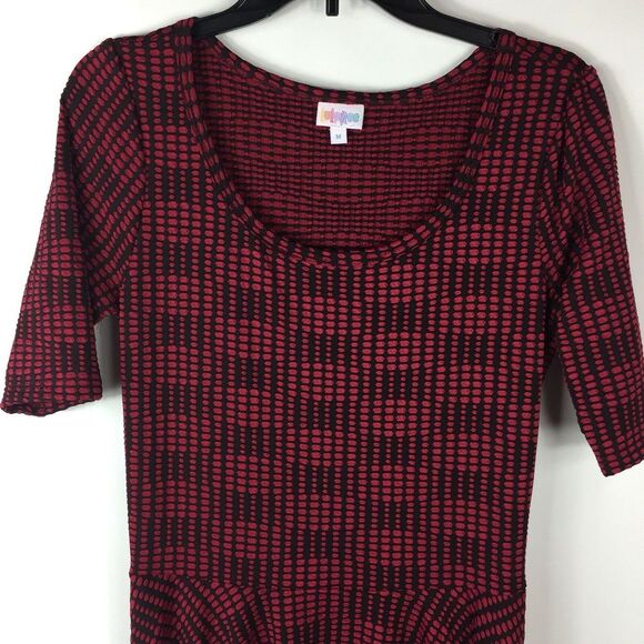 Lularoe Dress Med Red Black Stretchy Comfortable Short Sleeve - Picture 2 of 5